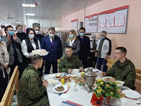 Представители Общественного совета при ГУ МВД России по Самарской области побывали в армии