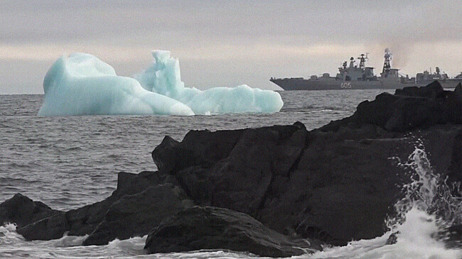 В НАТО выразили опасения из-за роста влияния России и Китая в Арктике