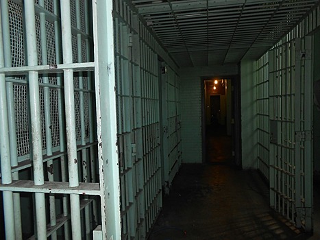 В России разрешили блокировать сим-карты заключённых из тюремных «колл-центров»