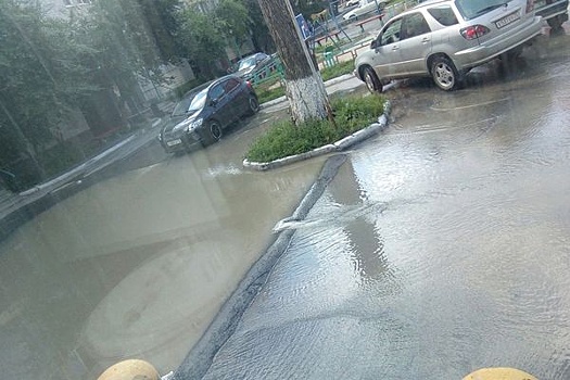 Тюменские улицы ушли под воду