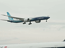 Поставки самолетов Boeing рухнули после инцидента с 737 MAX
