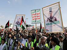 В мире повысятся цены на все товары. Почему в этом виноваты хуситы и обстрелы кораблей на Ближнем Востоке?