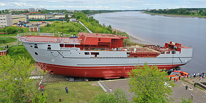 Военно-морские снабженцы. Какие корабли обеспечивают полноценную работу ВМФ