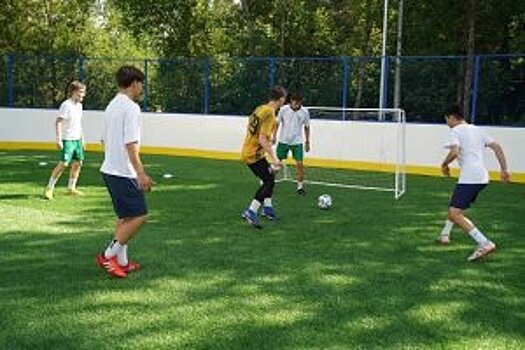Молодогвардейцы района Савелки провели турнир по мини-футболу