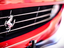 Стала известна дата премьеры нового гиперкара Ferrari линейки Icona