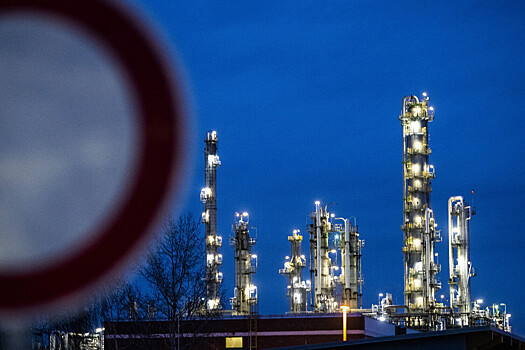 В Европарламенте рассказали о поставках нефти из РФ в условиях санкций