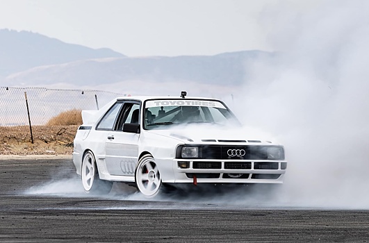 Видео: 730-сильная Audi Sport Quattro Кена Блока