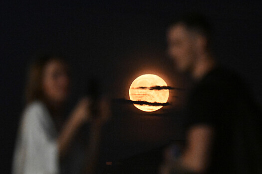 Что такое суперлуние и откуда берутся необычные названия для этого явления