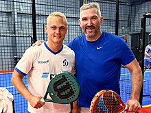 Тюкавин сыграл в падел с Овечкиным