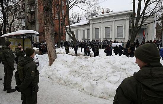 В России возбудили дело по нападению на генконсульство в Харькове