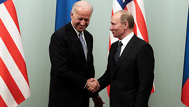 Путин и Байден приняли предложение Макрона