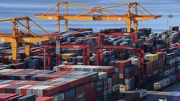 Поставки из России в Европу упали в два раза