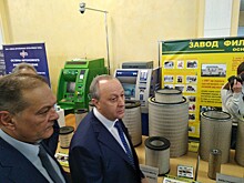 В Саратове в здание правительства пронесли топор и бензопилу