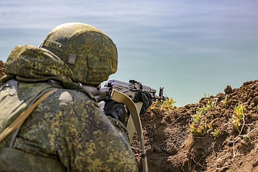 Российских солдат вернули из украинского плена: «Жив, здоров, еду в Москву»