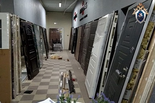 В Калининграде пойдёт под суд финдиректор магазина, где на ребёнка упала металлическая дверь