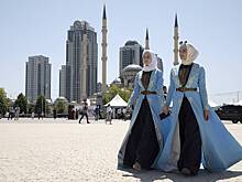 Кадыров призвал чеченцев не ущемлять туристов из-за их внешнего вида