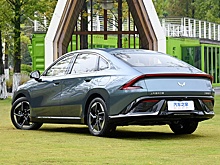 Народный бизнес-седан Wuling оказался в полтора раза дешевле Kia K5