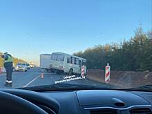 Под Оренбургом на самарской трассе образовался затор из-за ДТП
