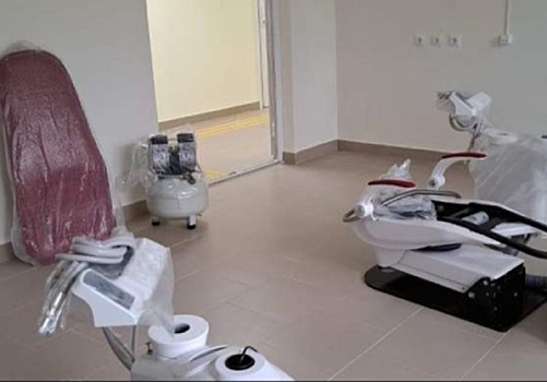 Новое оборудование устанавливают в стоматологической поликлинике Донецка