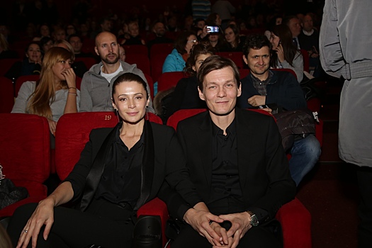 56-летний Филипп Янковский покинул Россию ради встречи с женой Оксаной Фандерой