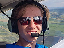 18-летний подросток завершил кругосветку на самолете и побил мировой рекорд