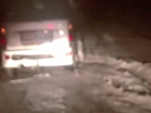 В Красноярском крае автоинспекторы помогли семейной паре из другого региона встретить Новый год дома