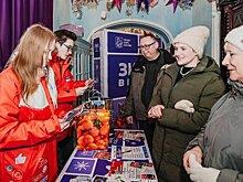 В павильонах "Фабрика подарков" продолжается сбор помощи участникам СВО