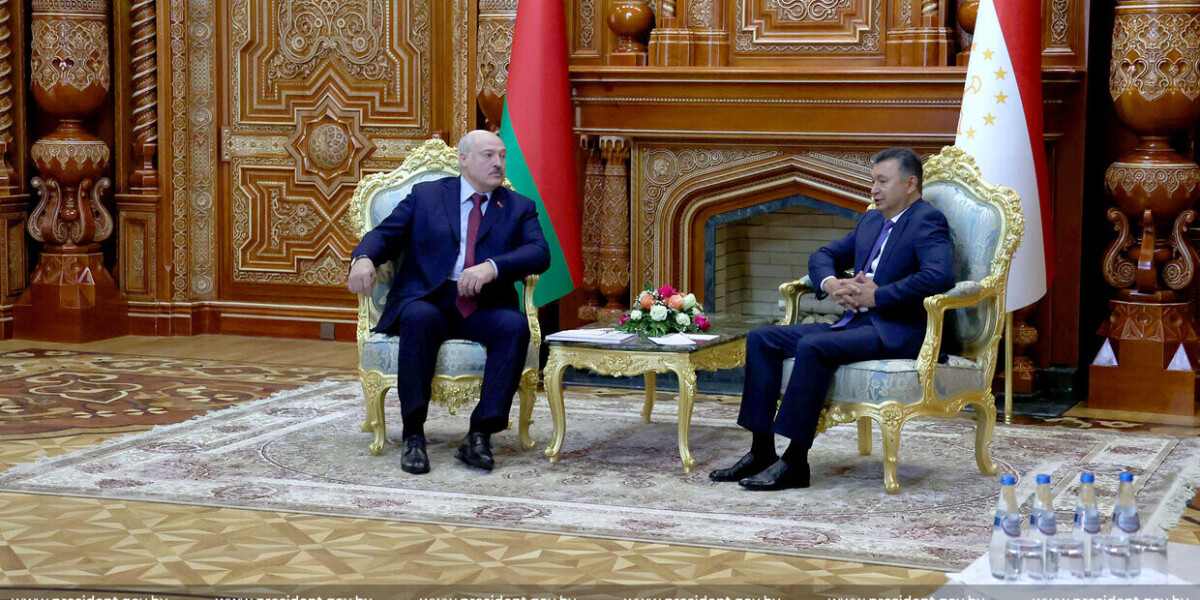 Лукашенко: Беларусь и Таджикистан должны расширять сотрудничество в экономике