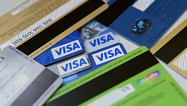 ЦБ выясняет у банков Крыма возможность работы с картами Visa и MasterCard