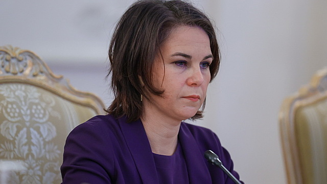 Бербок назвала «весьма драматичным» положение ВСУ под Харьковом
