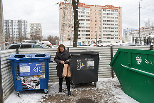 Современные площадки для сбора крупногабаритного мусора оборудуют в Подмосковье
