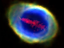 В центре туманности Кольцо обнаружена загадочная структура из железа
