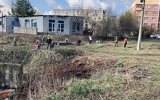 Куряне вышли на Всероссийский субботник