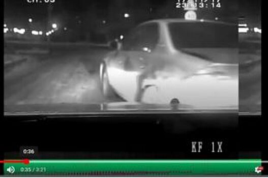 Водителя, лишенного прав, задержали во время погони в Иркутске