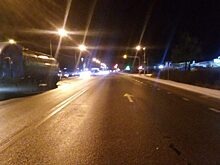 «Мерседес» отбросил «Шкоду» под автоцистерну