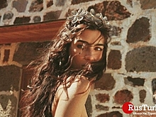 Актриса Туба Бююкюстюн стала лицом русского бренда