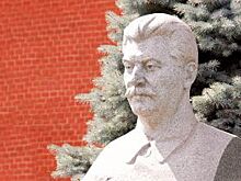 Предложение установить памятник Сталину вызвало споры среди челябинцев