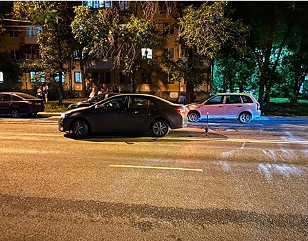 В Самаре мужчина на Toyota Corolla сбил 61-летнюю женщину