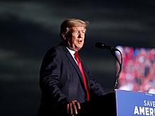 Трамп рассказал о хороших делах Гитлера