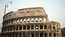 Колизей вновь пострадал от вандализма туристов