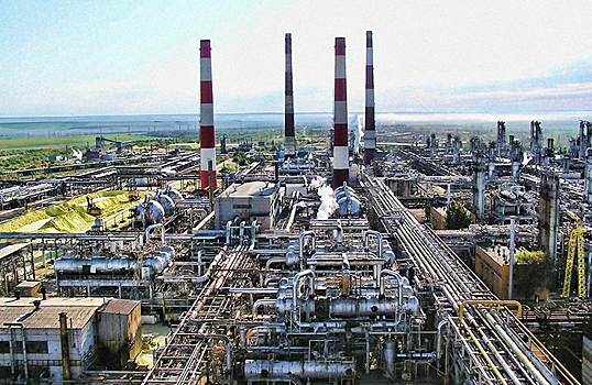 Газоперерабатывающий завод в Оренбургской области пострадал от атаки БПЛА