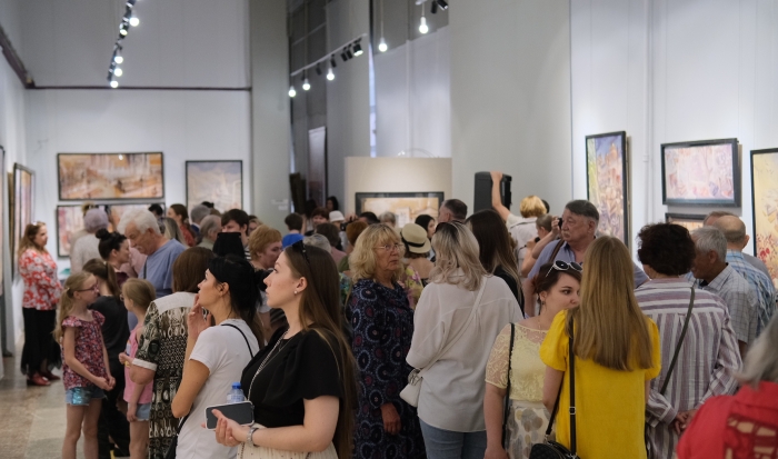 В Волгограде открыта персональная выставка художника Михаила Чалова