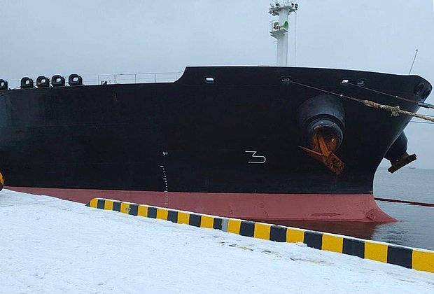 Минтранс заявил о подготовке к откачке мазута из танкера Koala