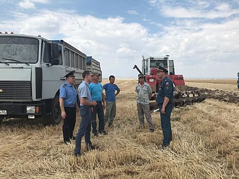 В Волгоградской области МЧС проверяет земли сельхозназначения