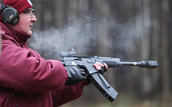 Рогозин выстрелил себе в ногу