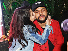 Селена Гомес ходит в вещах The Weeknd. И он, кажется, не в восторге