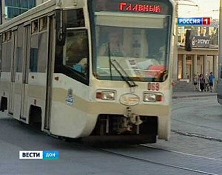 В Ростове около Пригородного вокзала сошел с рельсов трамвай