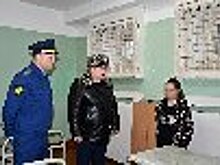 СИЗО-2 и ИЦ-1 г. Великие Луки с плановой проверкой посетили прокурор Псковской области и председатель региональной ОНК