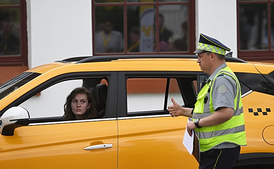 Российские таксисты закупаются китайскими автомобилями с пробегом