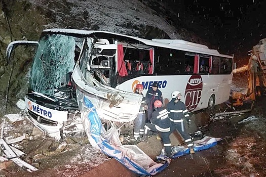 Более 30 человек пострадали в ДТП с пассажирским автобусом в Турции